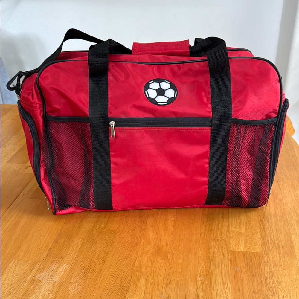 Red Sports Duffel Bag Soccer Ball Logo Travel Overnight Gym Workout Weekend EUC